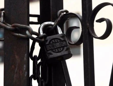 Σημαδιακή «βουτιά» στην ανάπτυξη: Η καμμένη γη των Μνημονίων δεν «φυτρώνει» ξανά